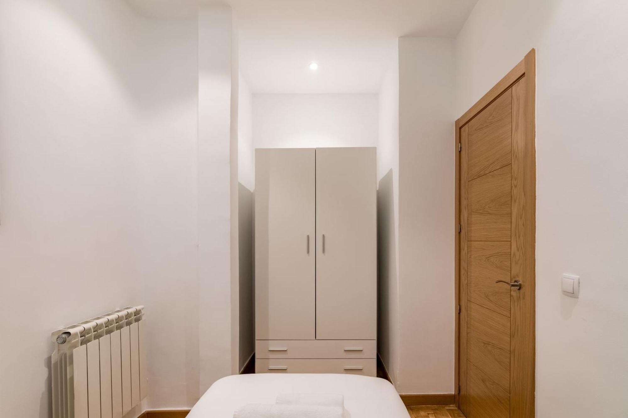 Charming Embajadores Ii - Apartment